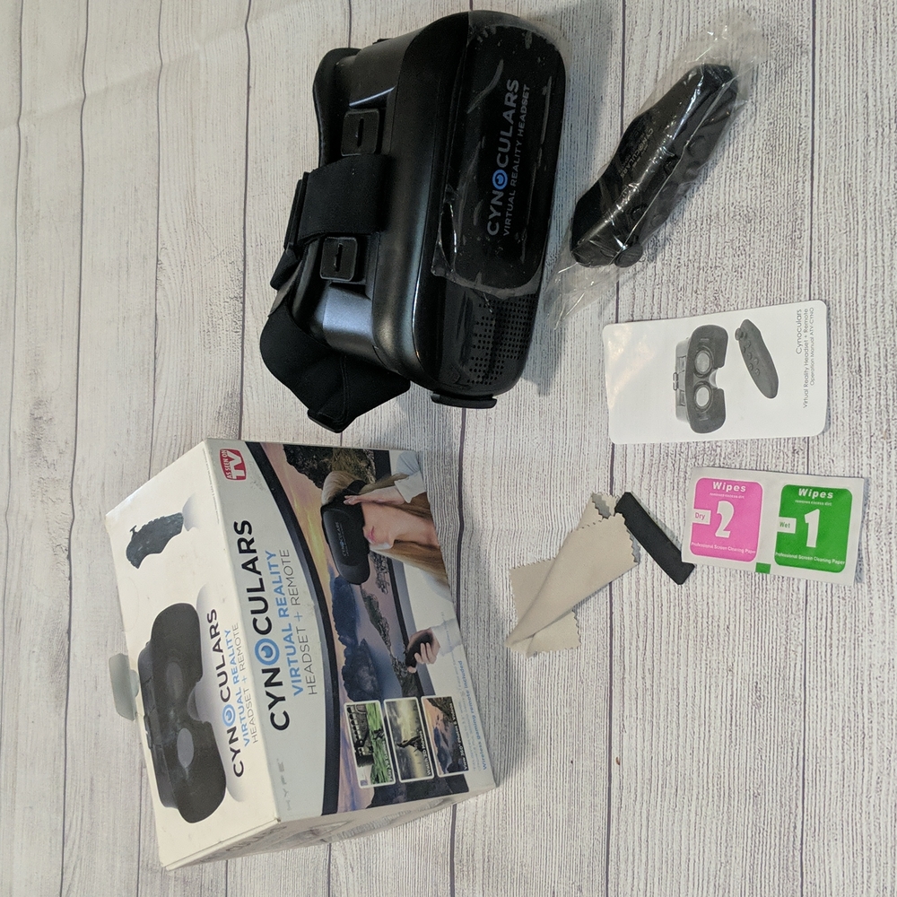 NWT Hype Cynoculoars Smartphone Virtual Reality Headset w/Wireless Gaming Remote
